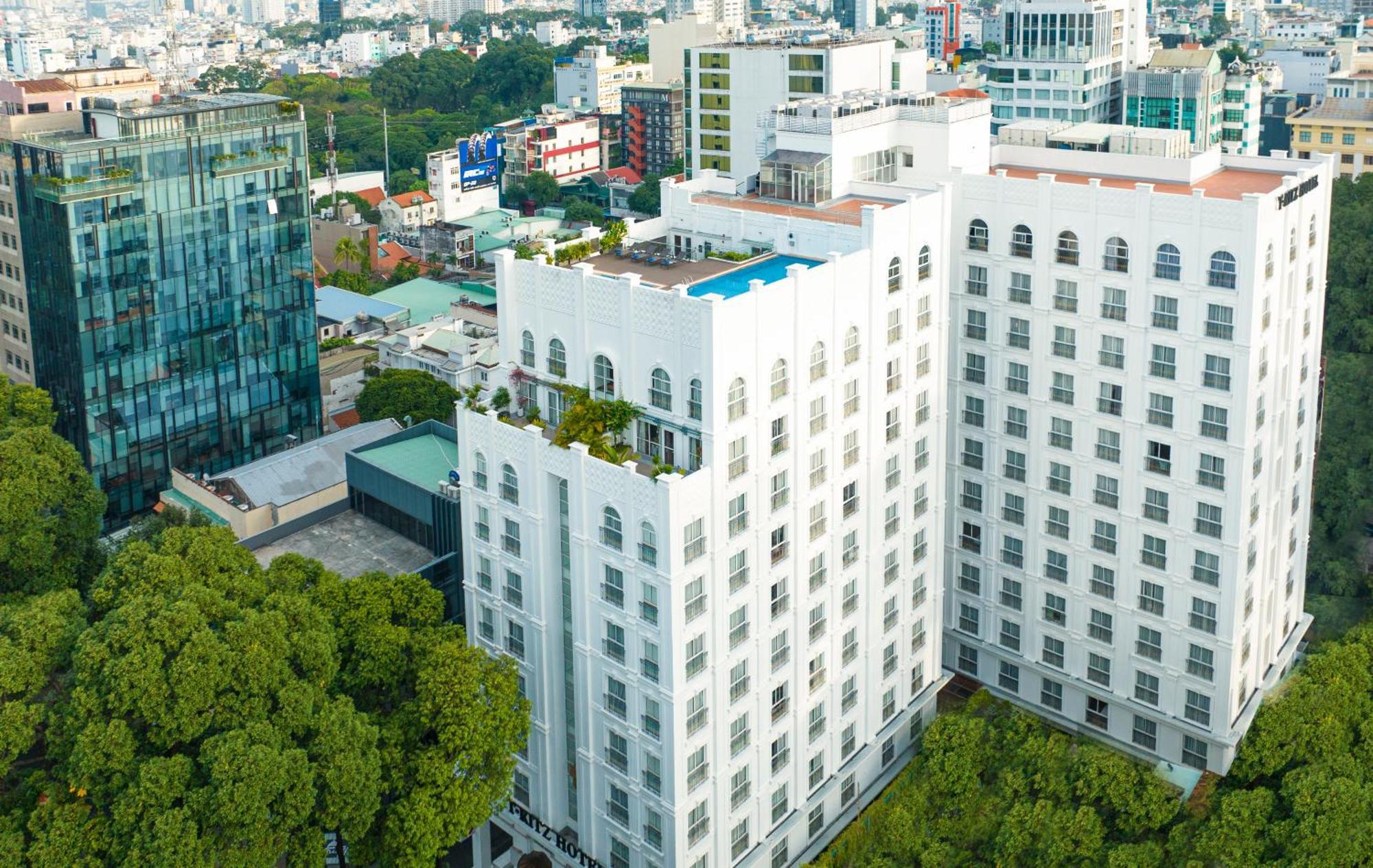 T-ritz Saigon & 4* Ho-Chi-Minh-Stadt