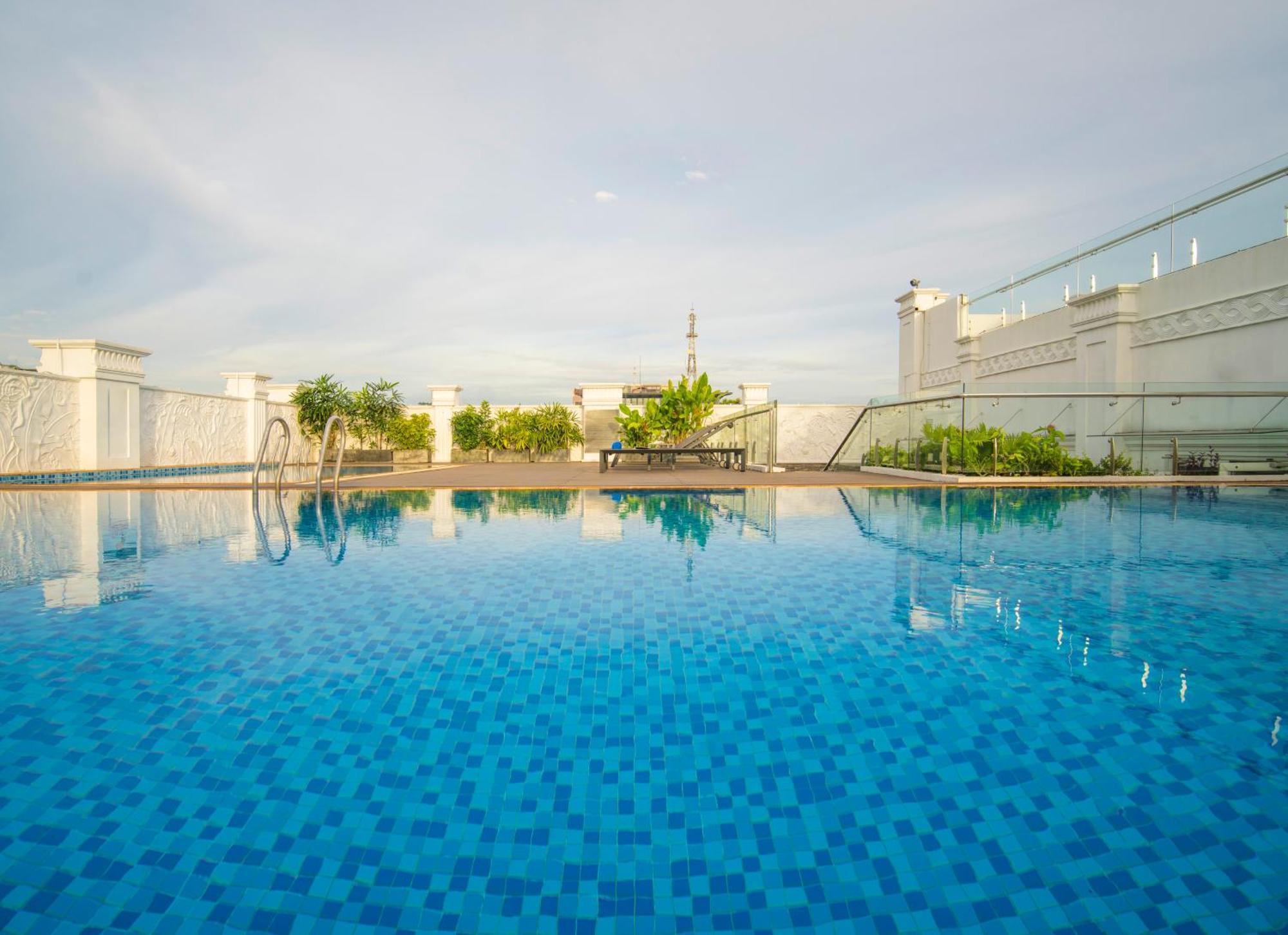 T-ritz Saigon & Appart hôtel 4*